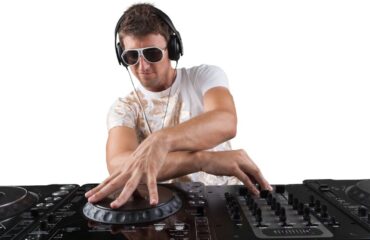 Cómo Seleccionar un DJ para una Despedida de Soltera